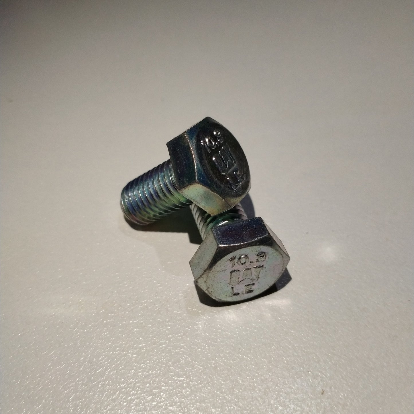 Bolt - Cat 8T4137 Hex